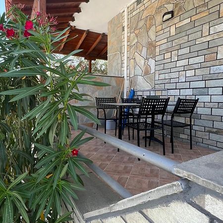 Villa Kostas Accommodations - Vrasná Dış mekan fotoğraf